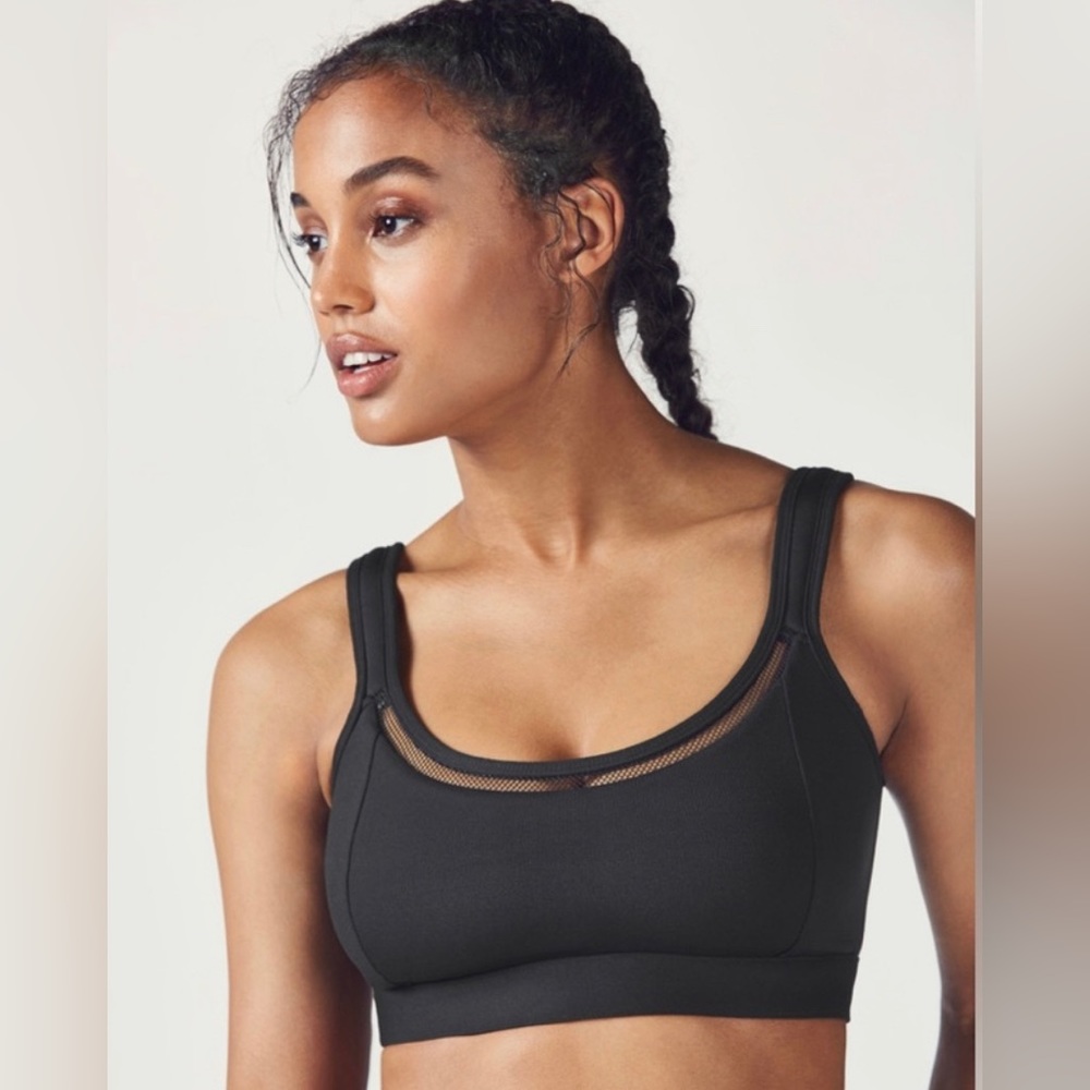 NWT Fabletics Zuri high support sports bra Size Large